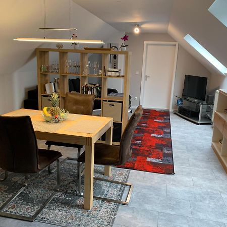 Ferienwohnung Sunny - Moderne Ferienwohnung Im Gruenen In Saarbruecken-West Kültér fotó